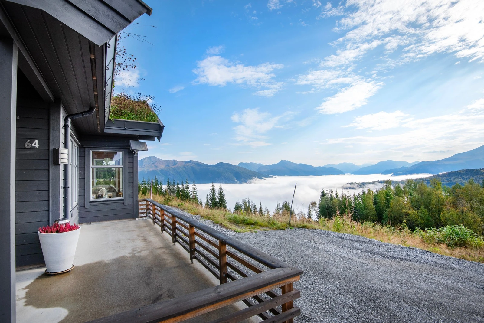 Fra hytta har man en praktfull utsikt! Galleribilde