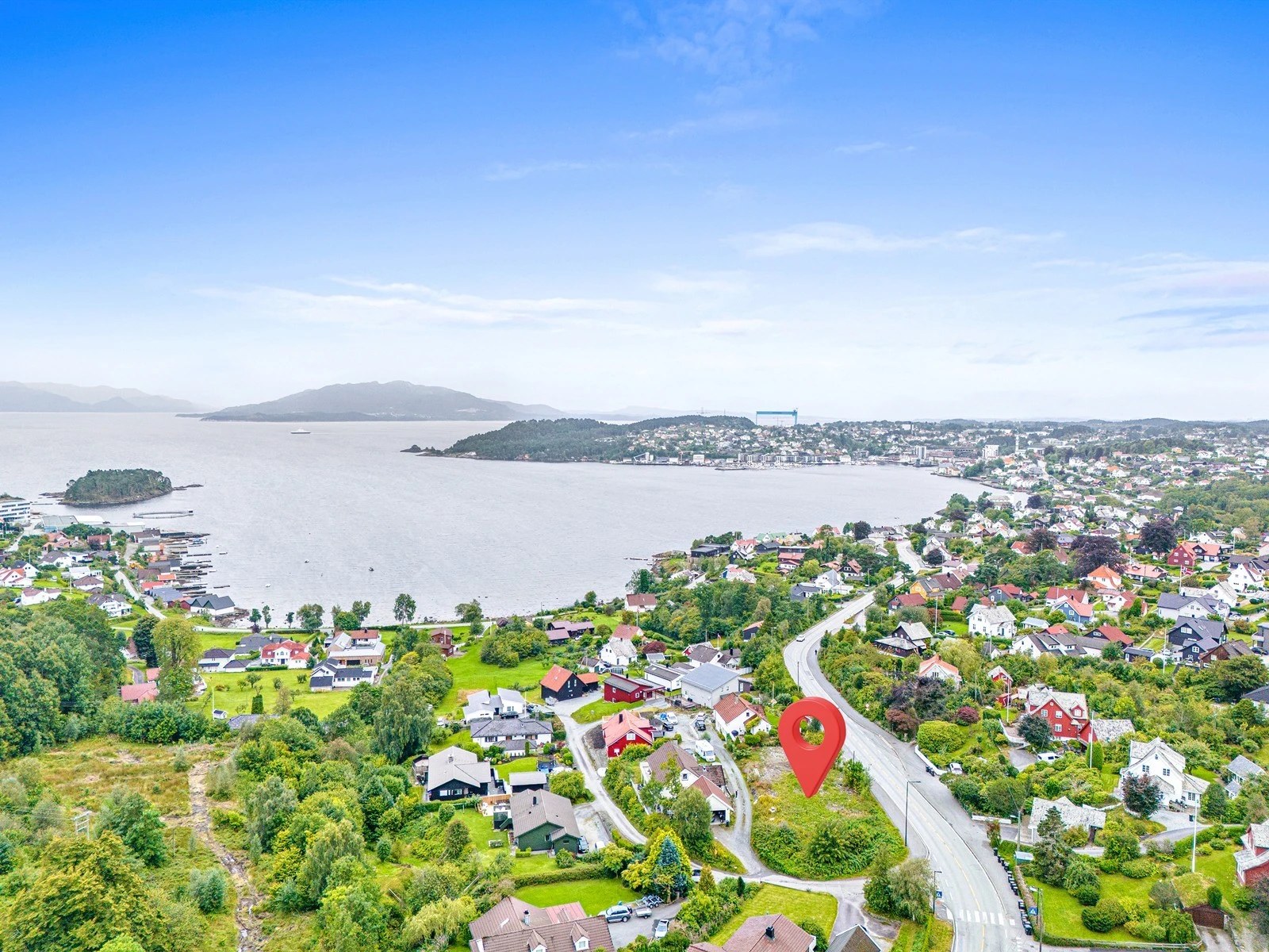 Ekro 1. Tomten er fint beliggende på Hystad! Veletablert og populært boligområde. Galleribilde