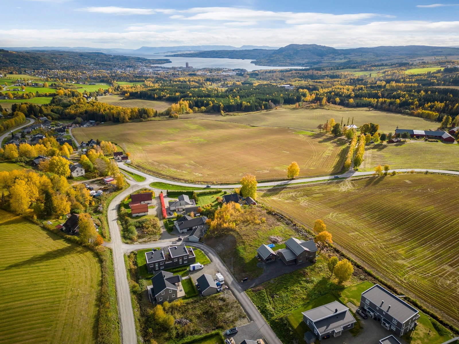 Flott Mjøsutsikt Galleribilde