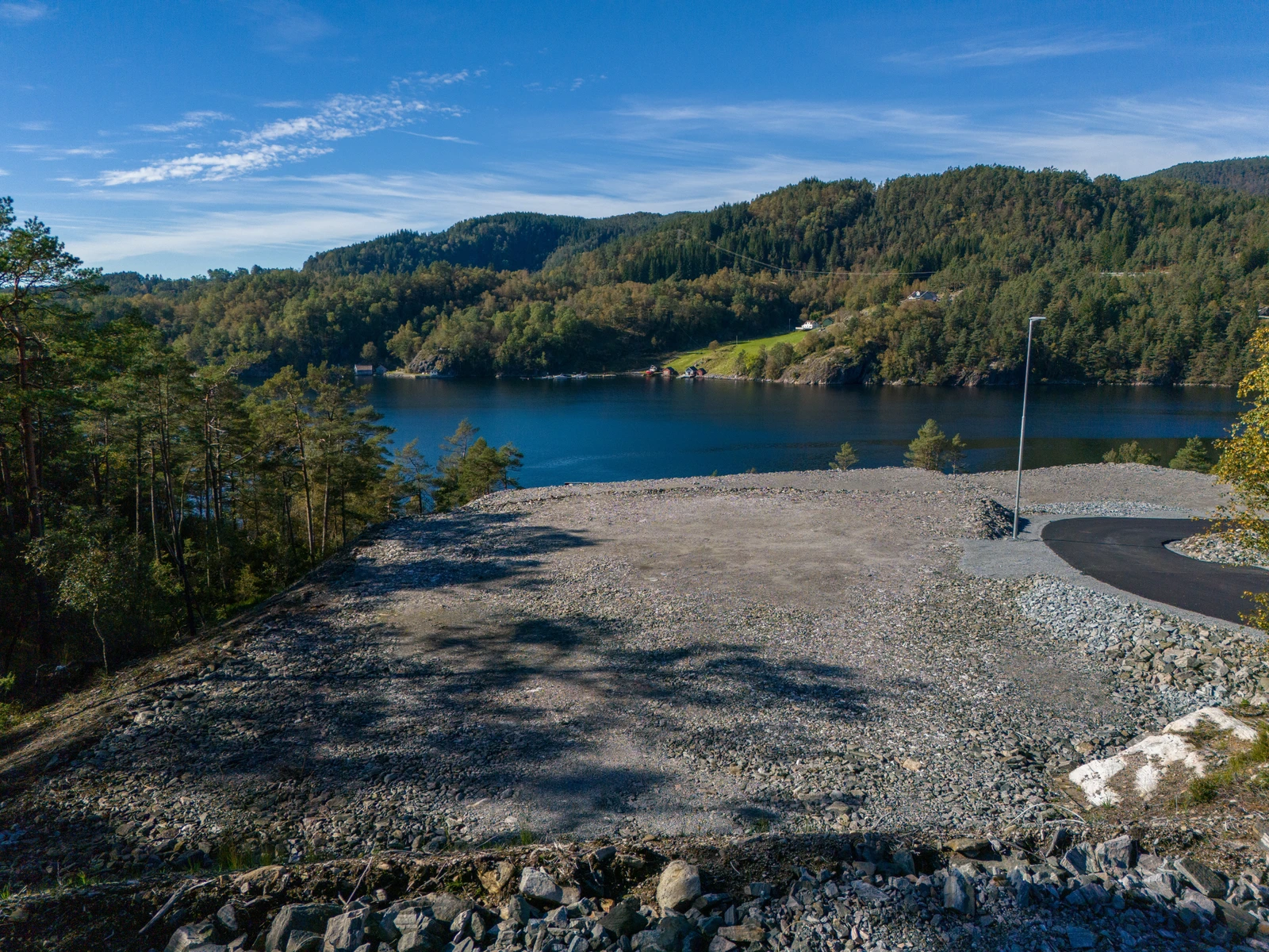 Tomt 29
Tomte Areal: 906m² Pris: 1.060.000.- +
Omkostning: 73 500,- Galleribilde