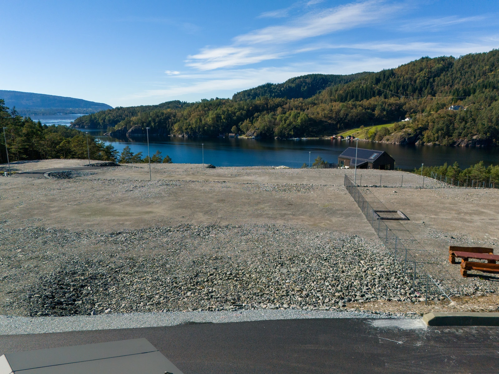 Tomt 17
Tomte Areal: 700m²
Pris: 1.100.000.- +
Omkostning: 74 500,- Galleribilde