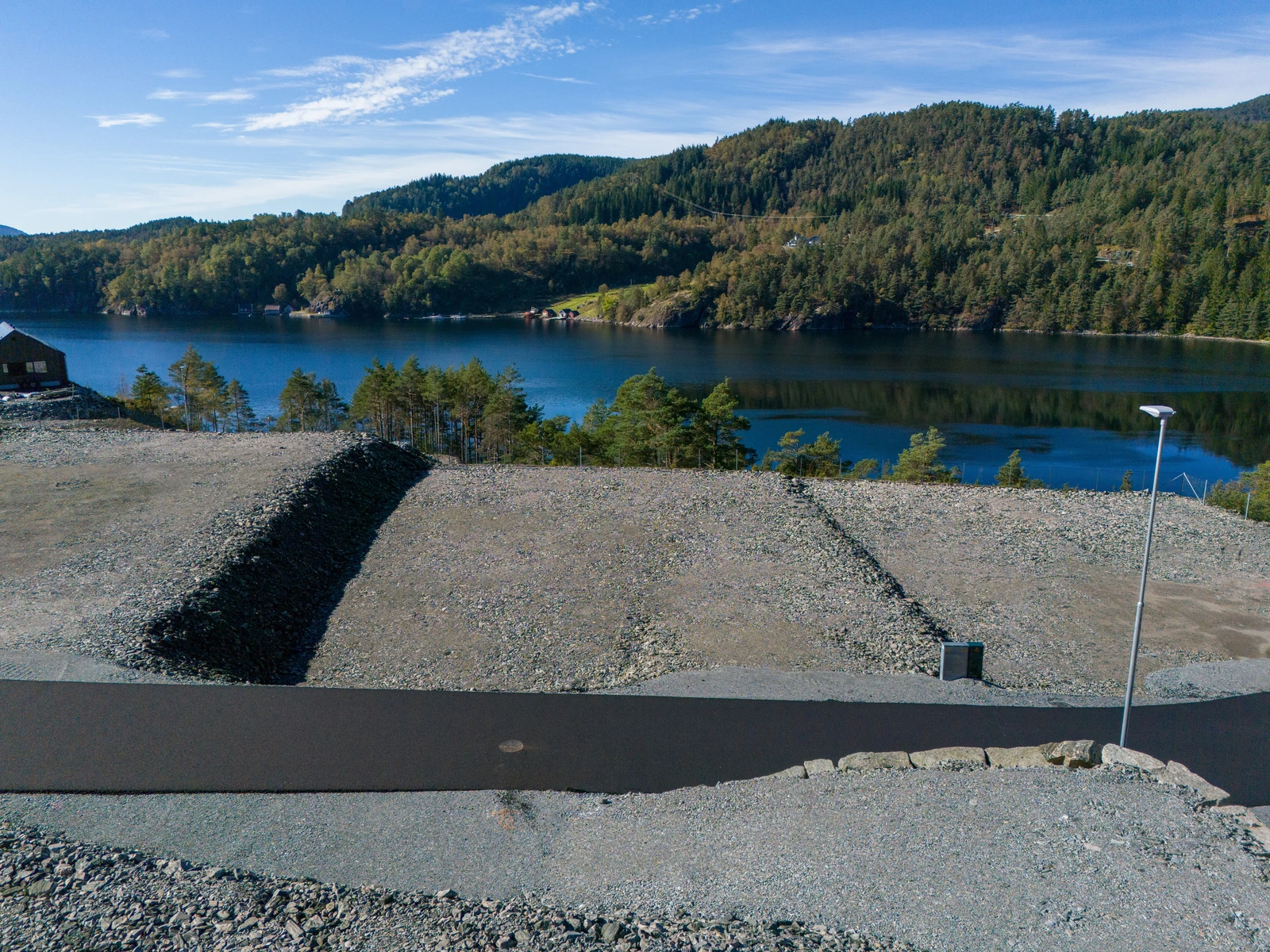 Tomt 14
Tomte Areal: 700m²
Pris: 1.050.000.- +
Omkostning: 73 000,- Galleribilde