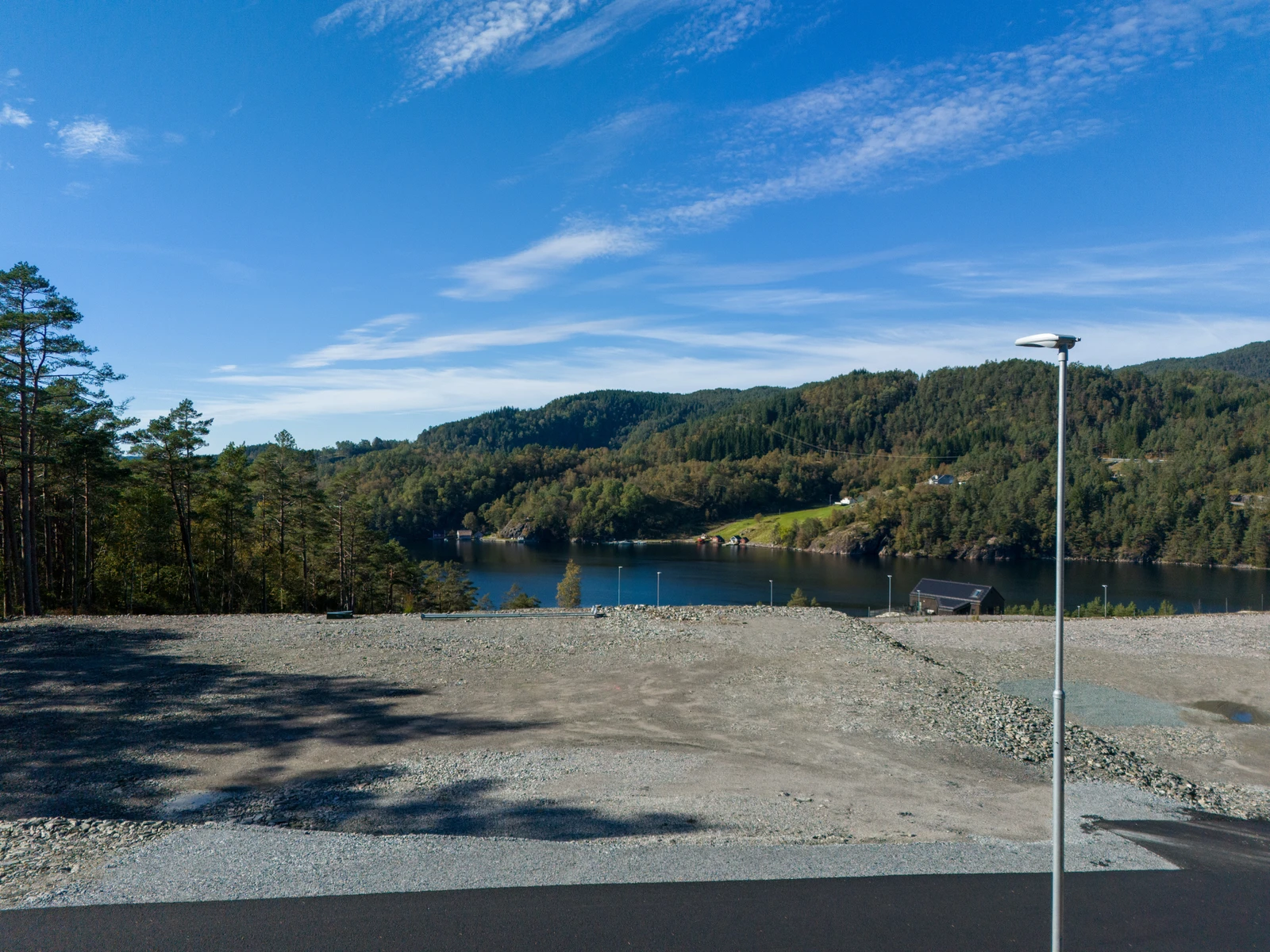 Tomt 11
Tomte Areal: 861m²
Pris: 1.125.000.- +
Omkostning: 75 000,- Galleribilde