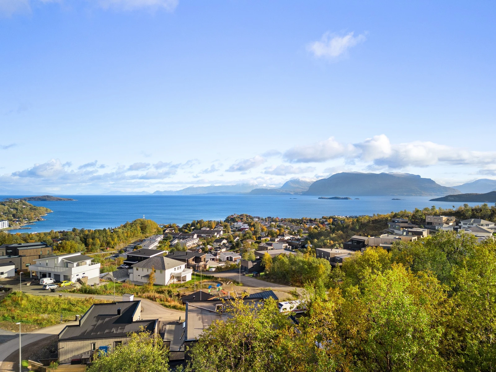 Utsikt fra tomt Mølnåsen 41 Galleribilde