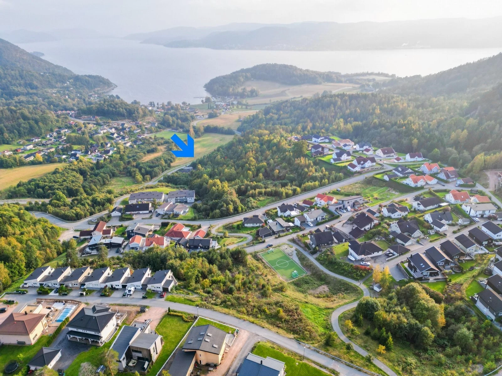 Attraktivt nyere boligområde nær fjorden på Hyggen i Asker Galleribilde