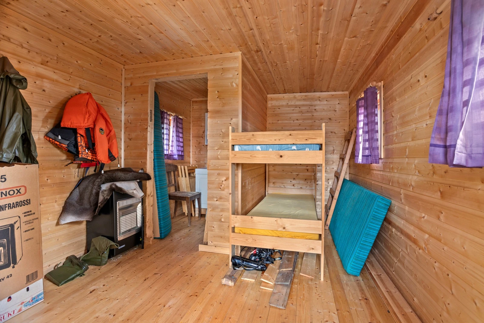 Uthus - 11 kvm. Galleribilde