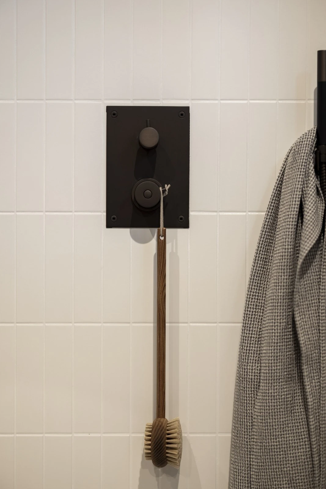 Bronse går igjen også på badet. Galleribilde