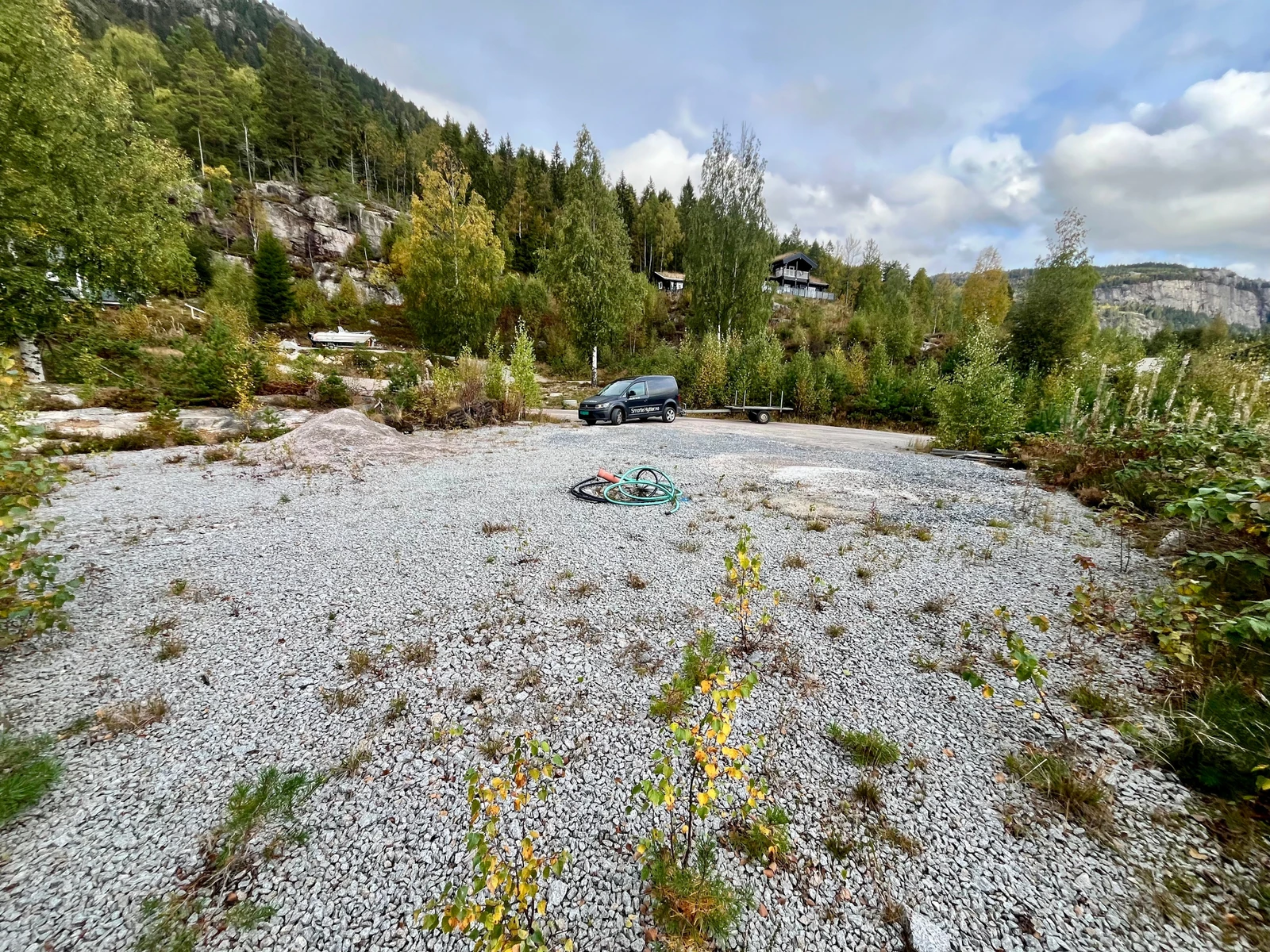 Naurak tomt 3a Galleribilde