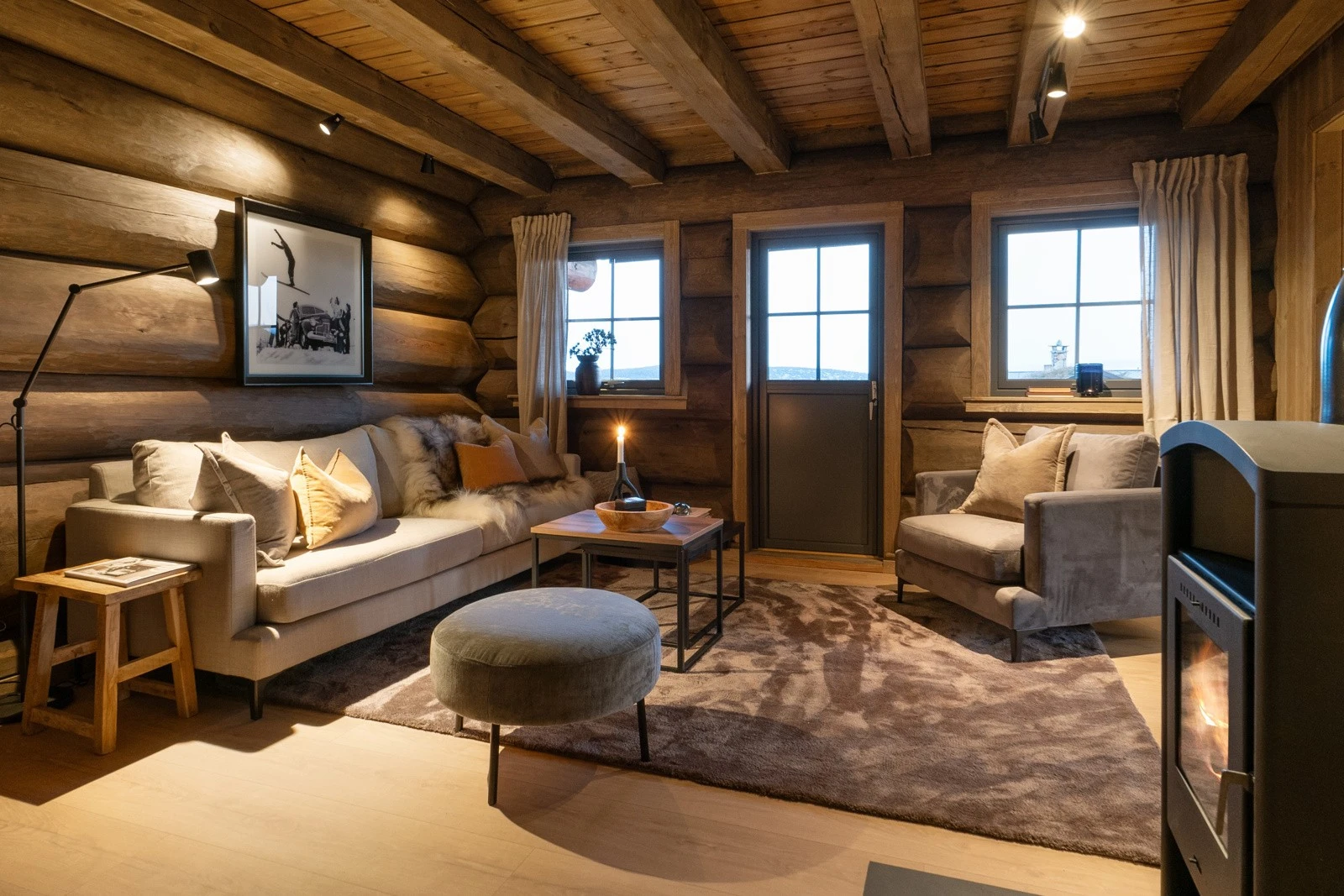 Utgang til veranda fra stue også Galleribilde