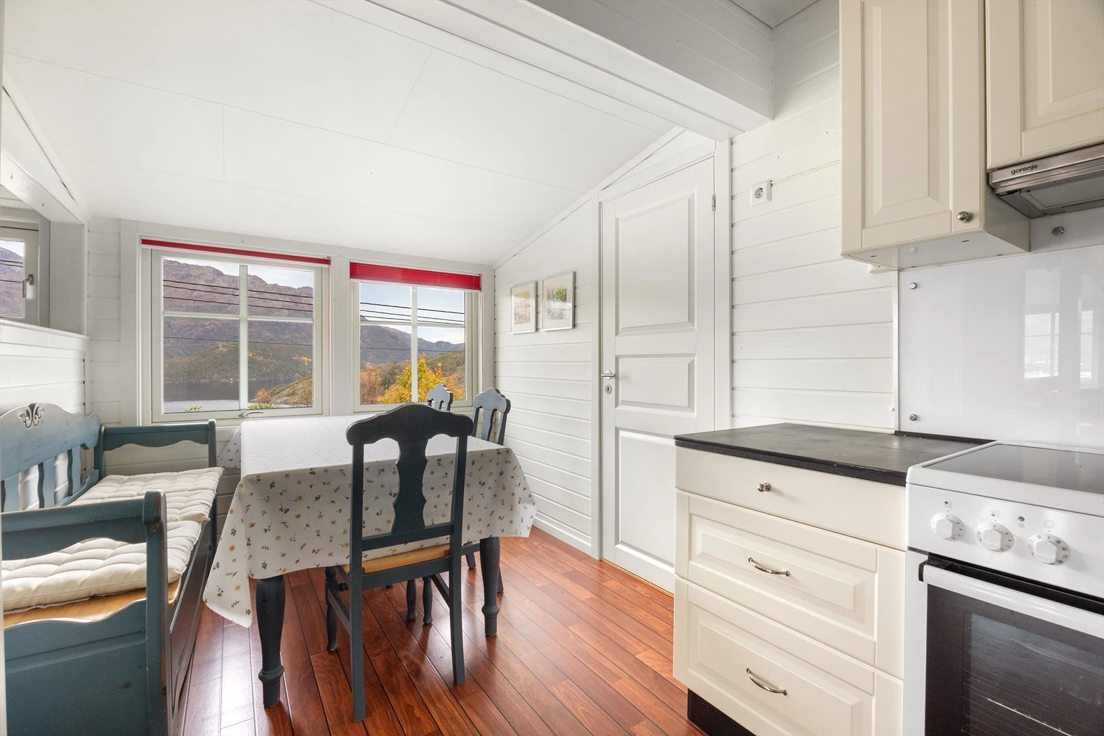 Her er det plass til en spisestue. Galleribilde