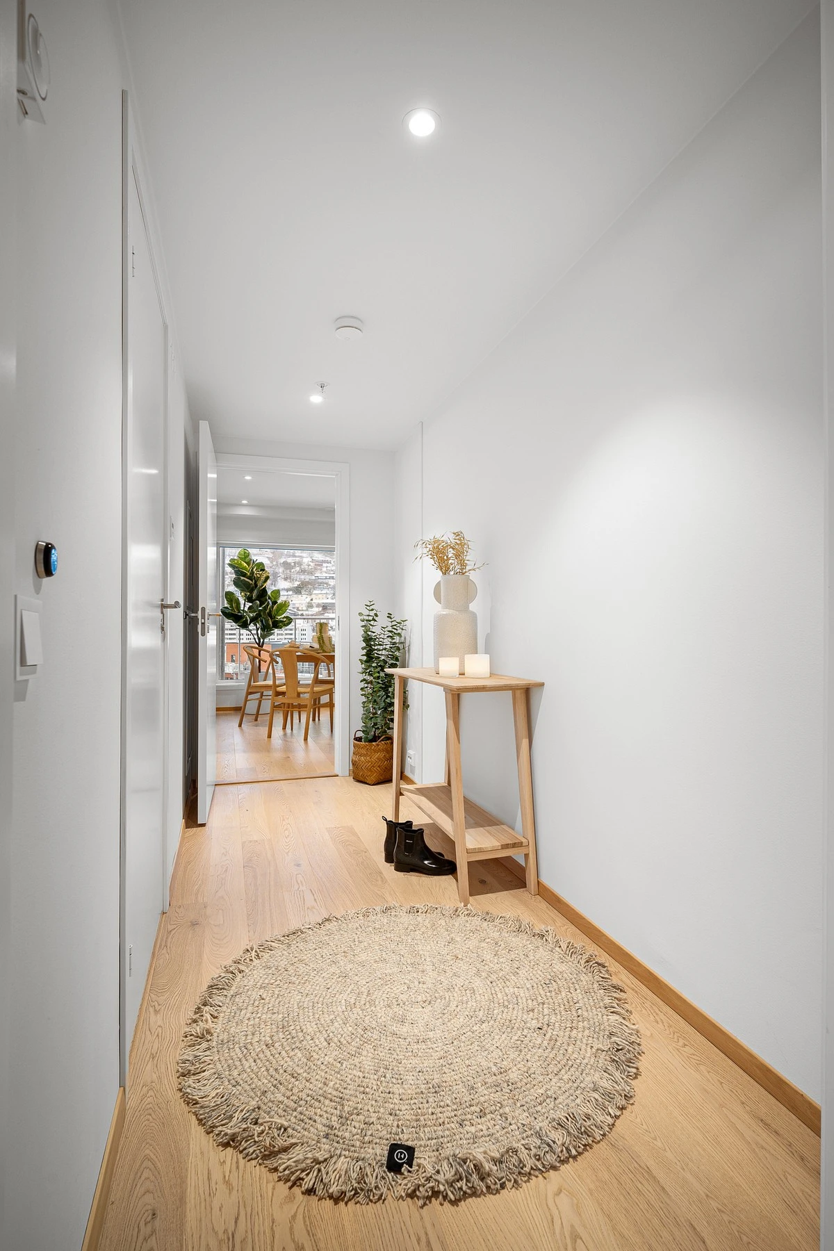 Innbydende og hyggelig entré Galleribilde