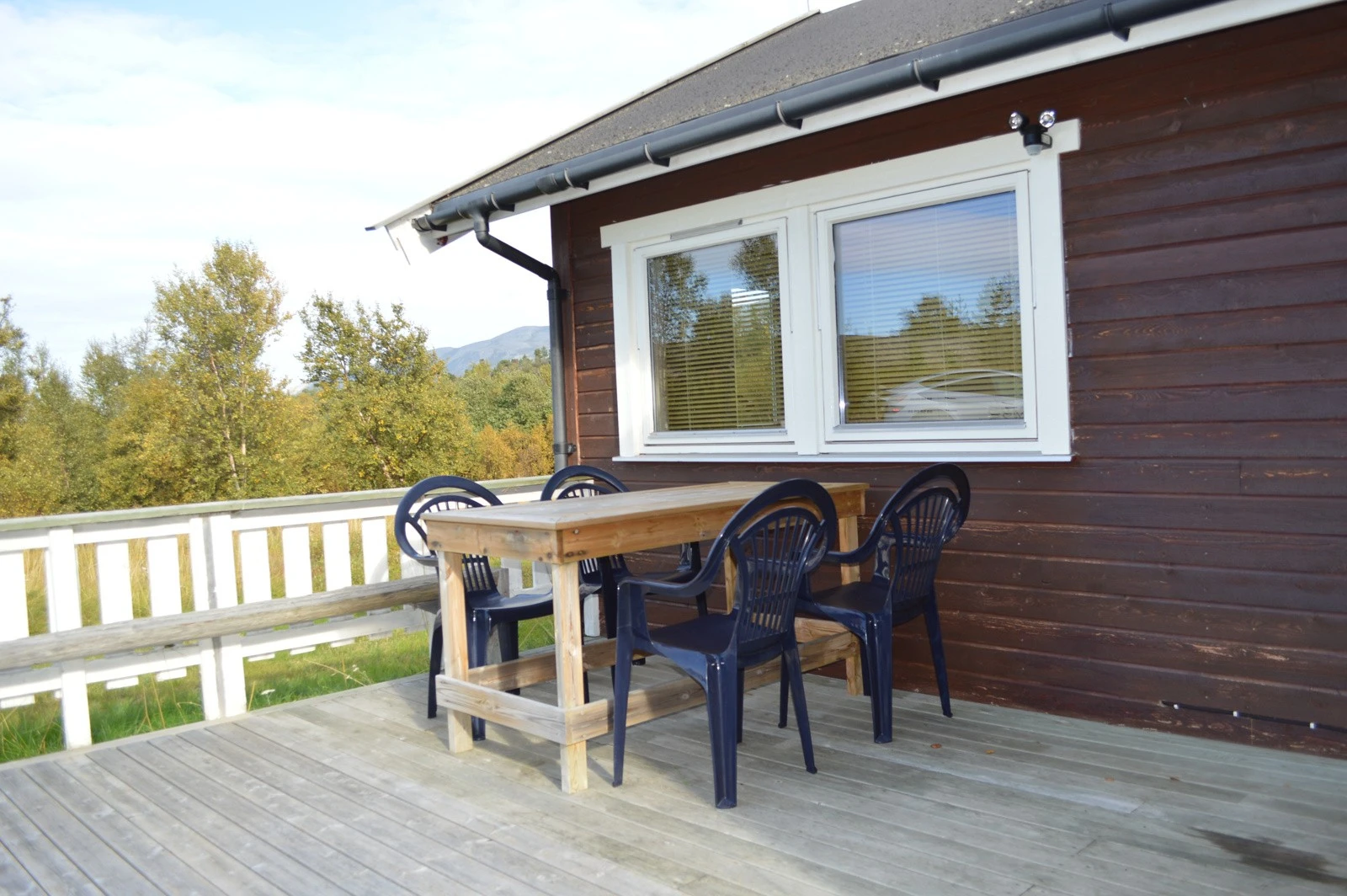 Sittegruppe på platting Galleribilde