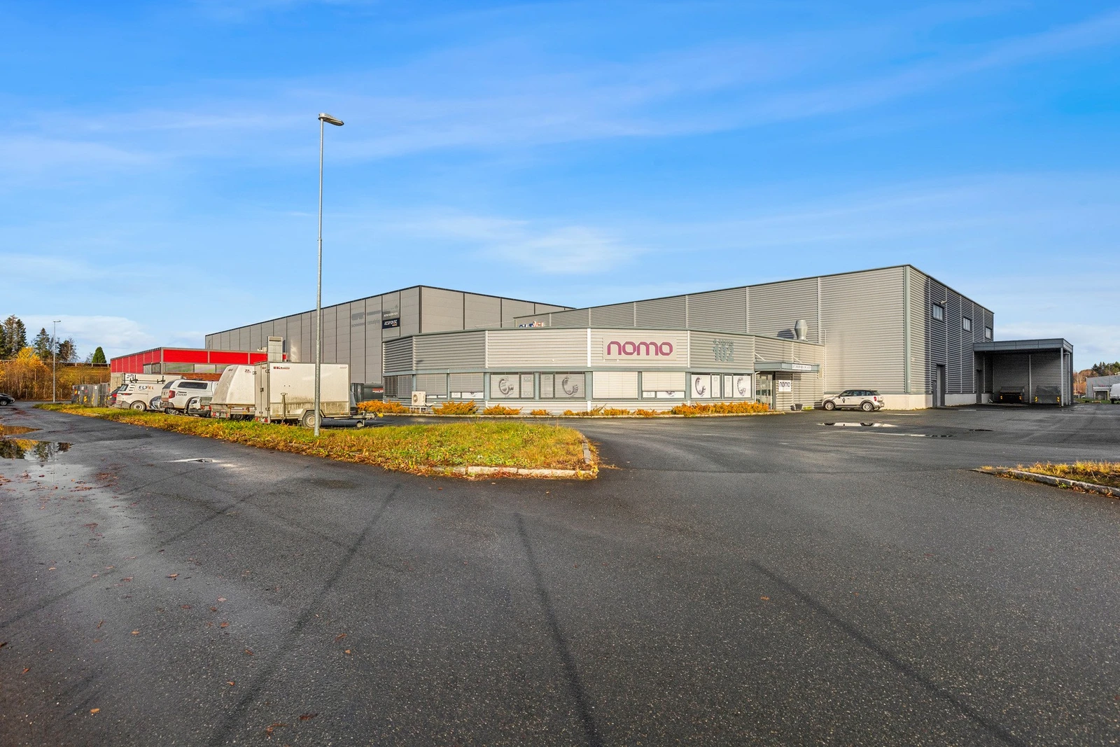 Parkering- og utomhusareal tilgjengelig. Galleribilde