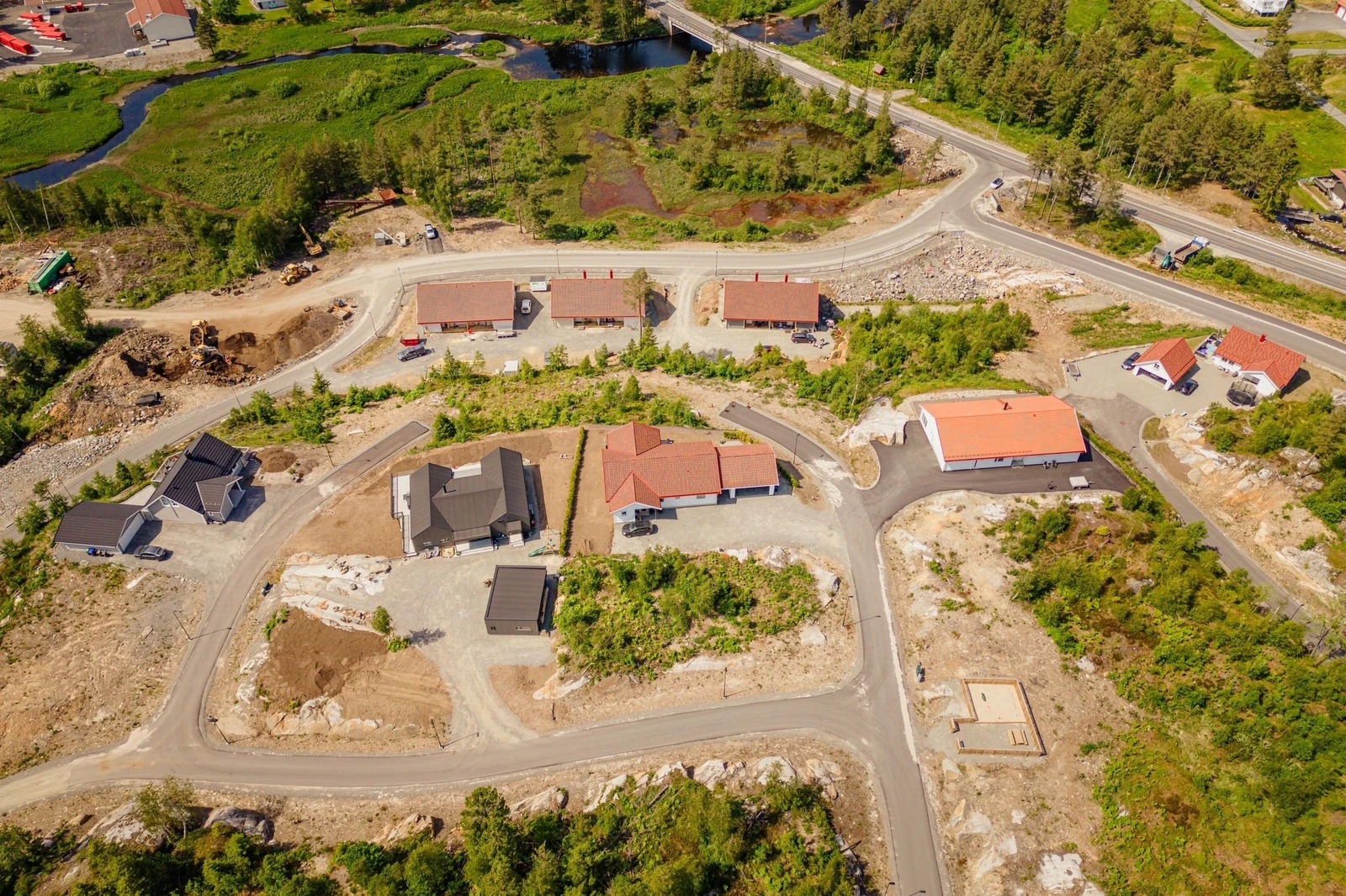 Flotte tomter med solrik og sentral beliggenhet! Galleribilde