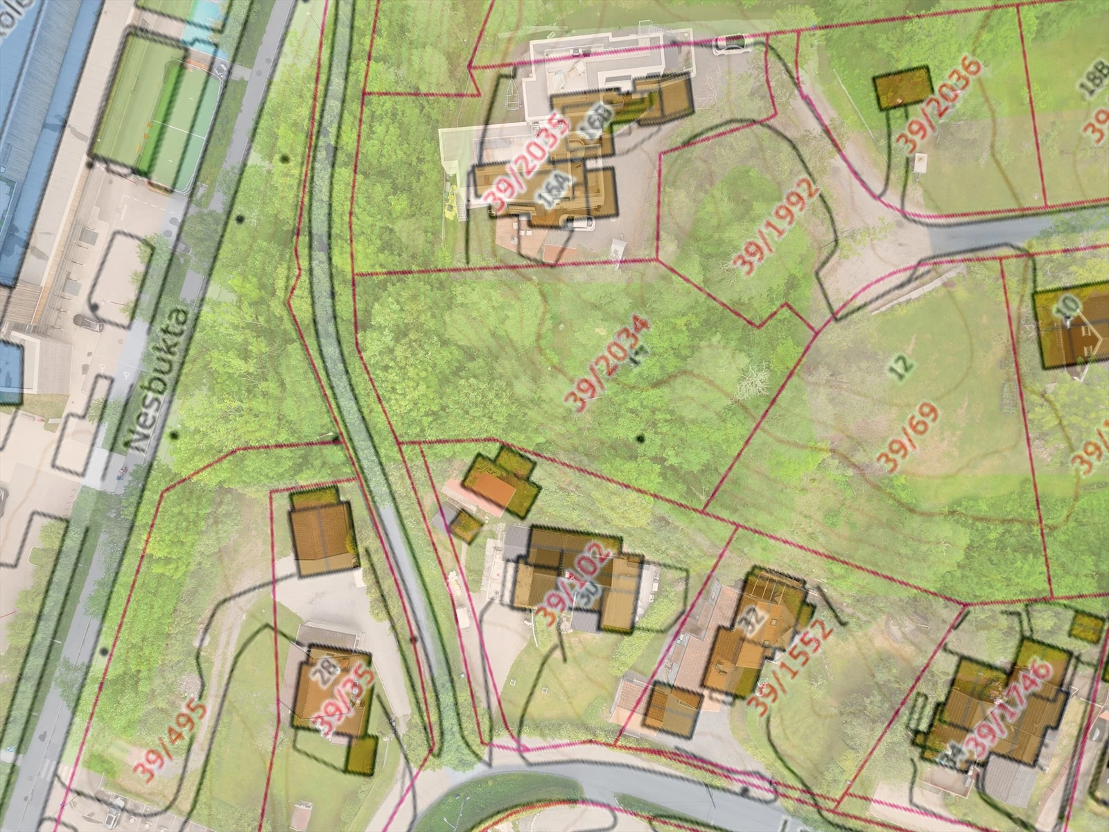 Gnr. 39. Bnr 2034 - stor tomt på 1350 kvm med attraktiv beliggenhet og gode muligheter Galleribilde