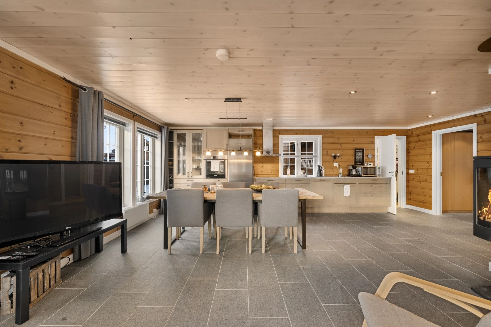 284281_DSC07161 Galleribilde