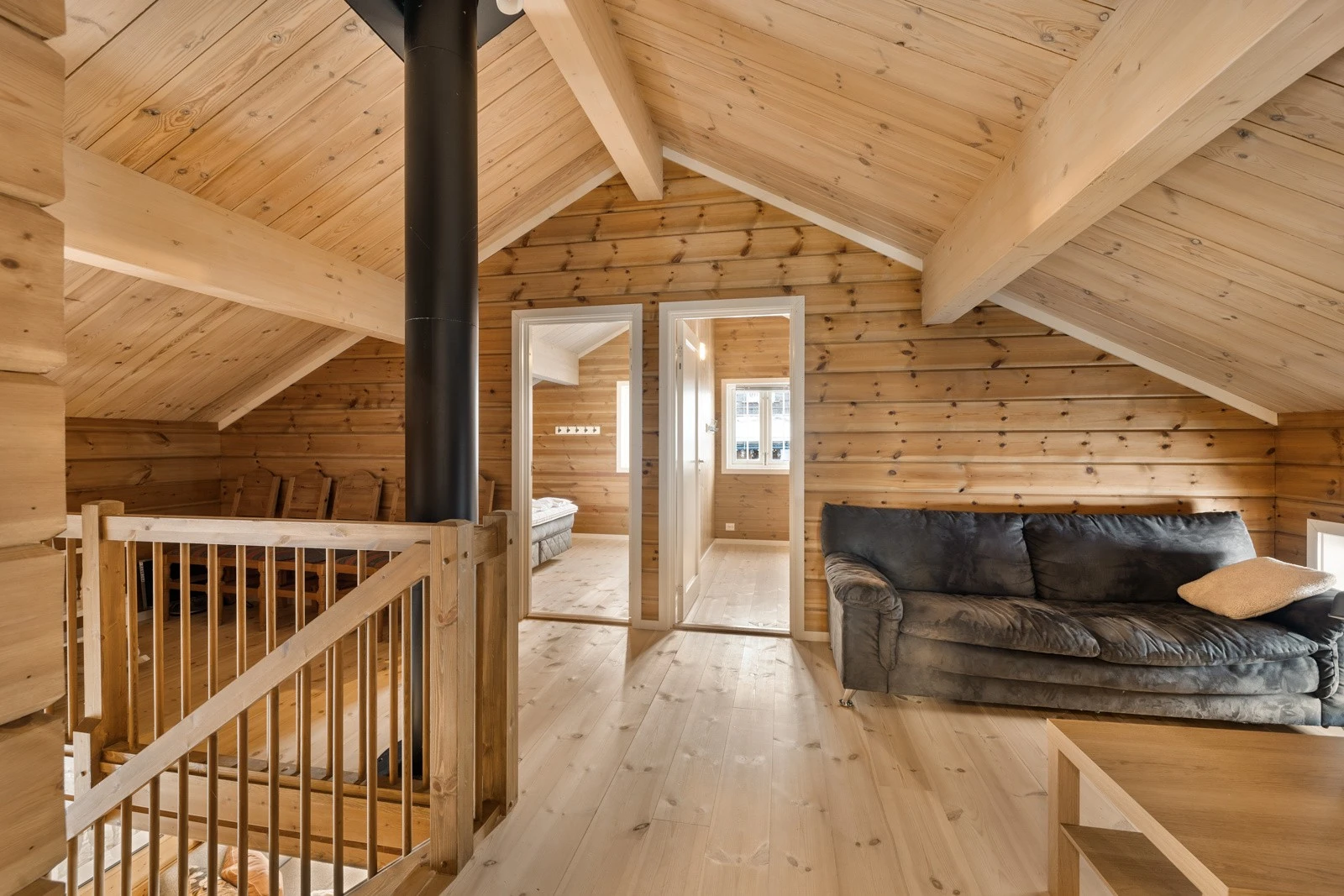 284281_DSC07226 Galleribilde