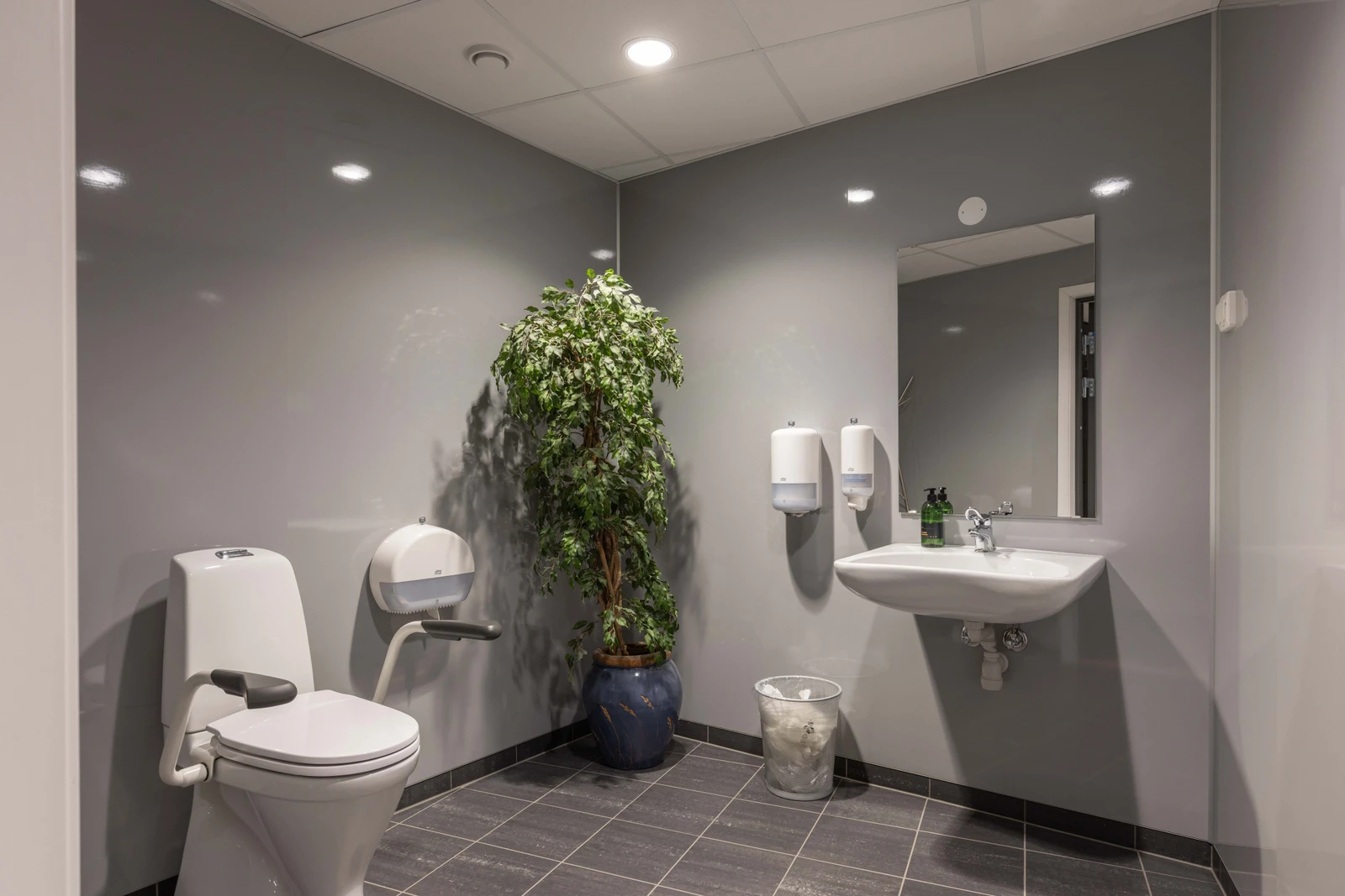 HCWC x 2 dame / herre Galleribilde