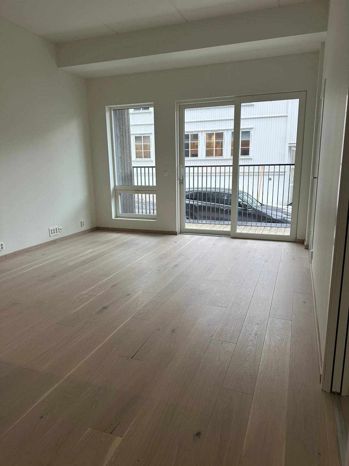 Stue med mye lys Galleribilde