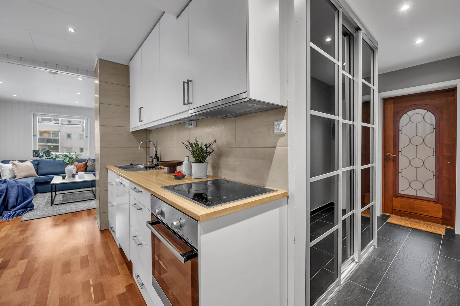 Velkommen til Prestenggata 6A - en prisgunstig og innholdsrik selveierleilighet beliggende i Tromsø sentrum Galleribilde