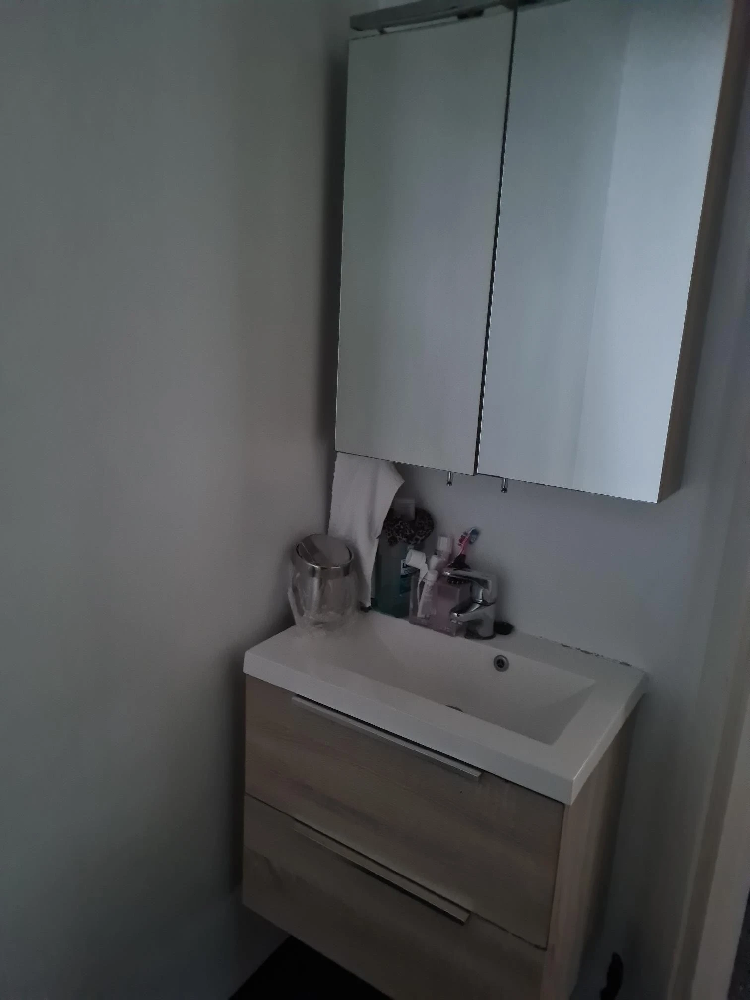 Felles badet. Galleribilde