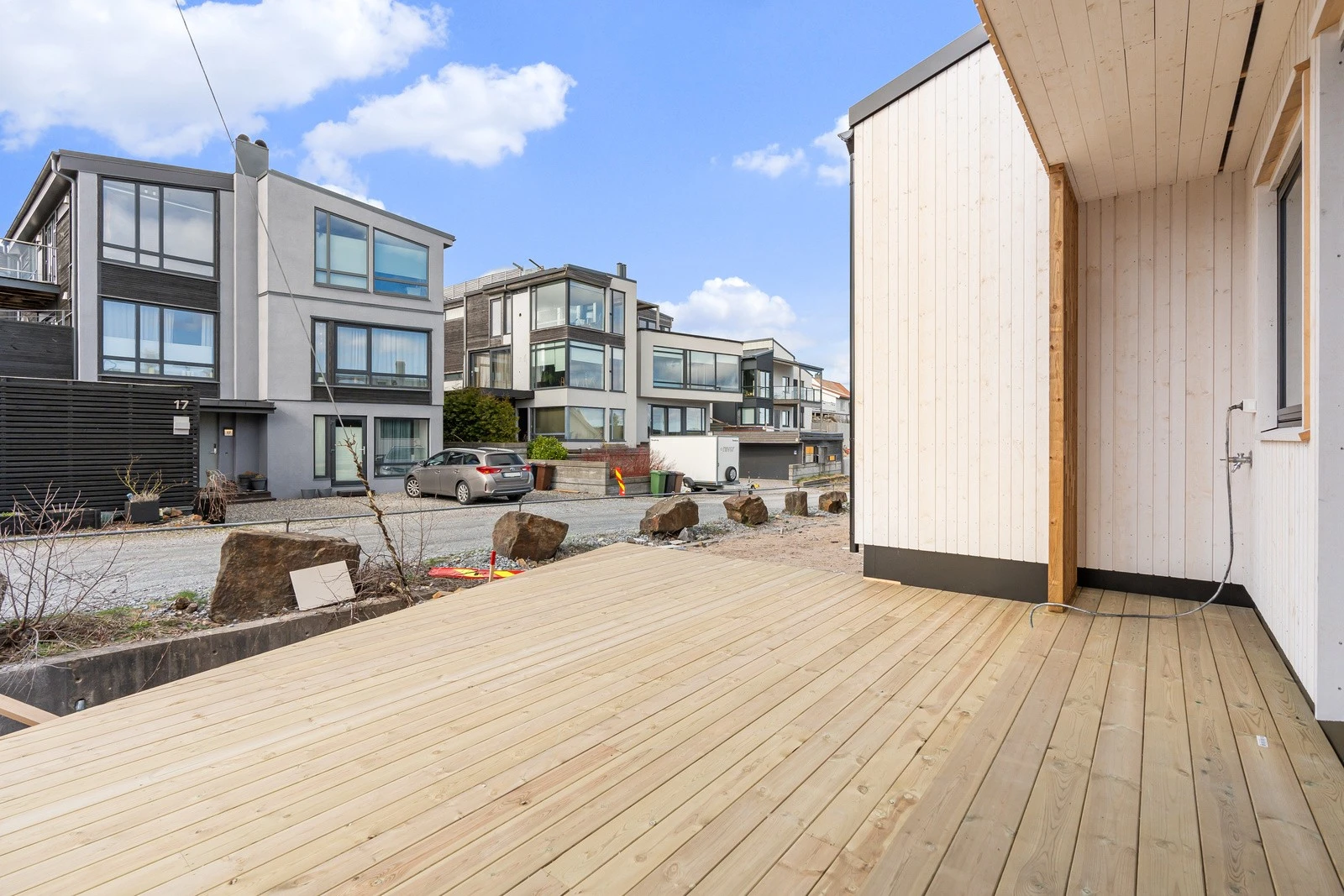 Utsyn fra terrasse. Galleribilde