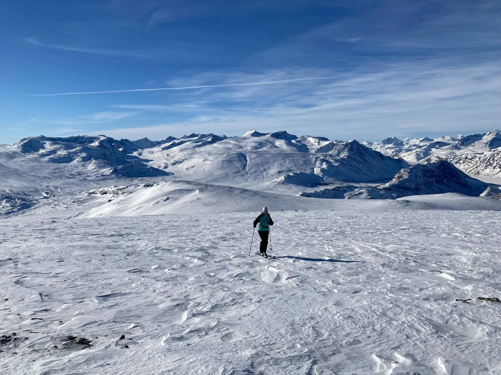 På vei til Heimdalshøe, et flott turmål på randonee - 1843moh Galleribilde