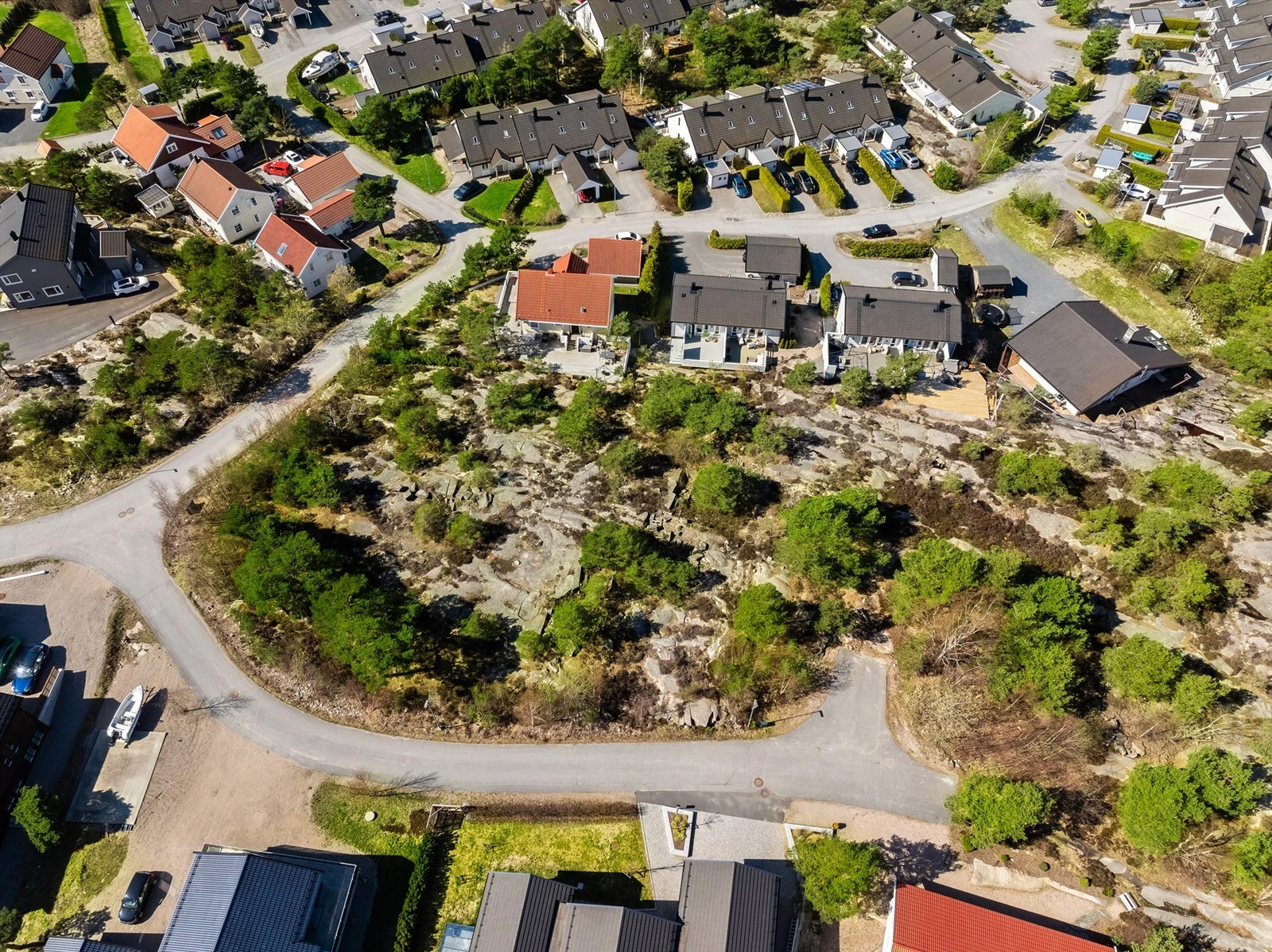 Tomtene varierer i størrelse fra 846 - 945 kvm. Galleribilde