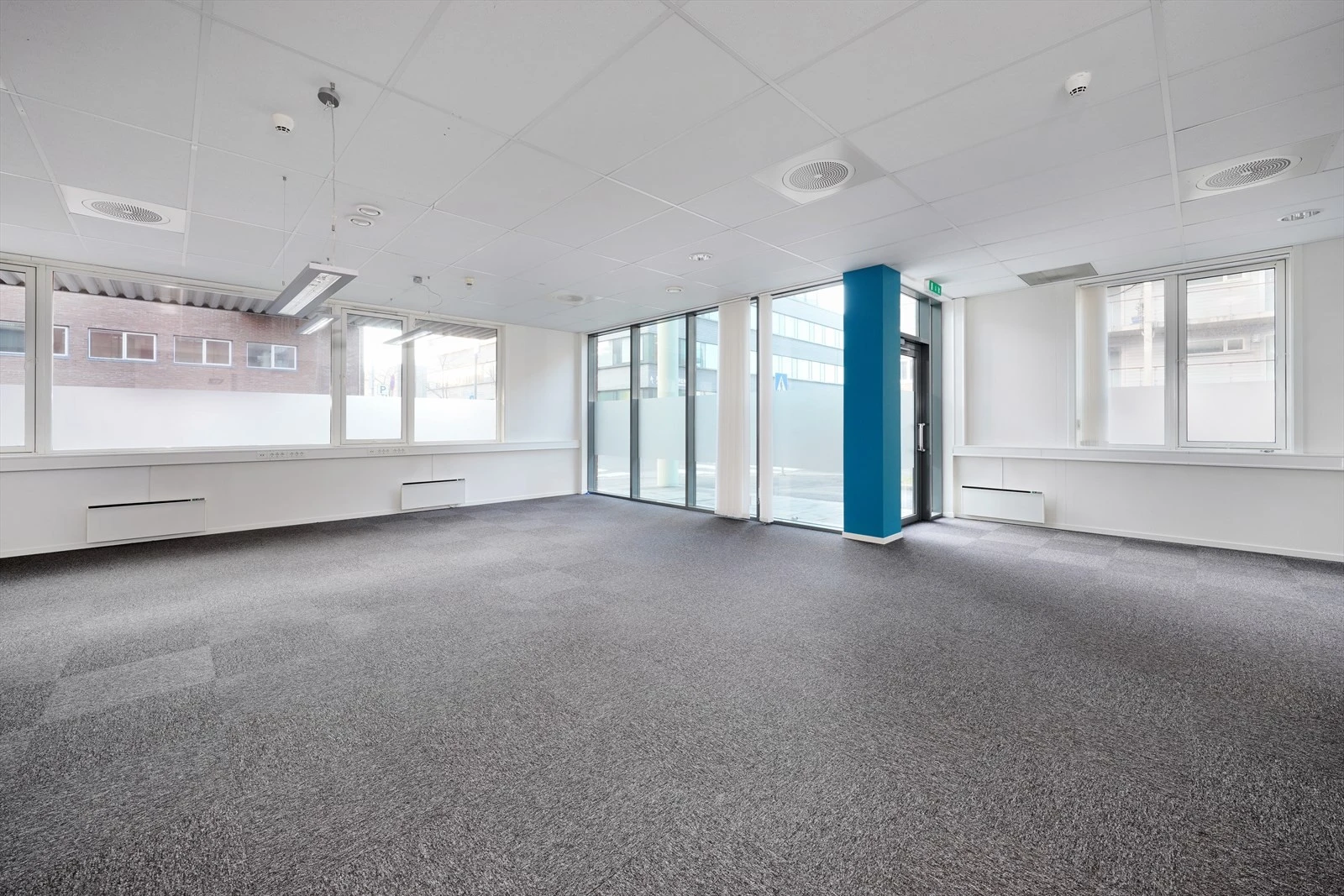 Moderne kontorlokale med rikelig naturlig lys, fleksibel planløsning og sentral beliggenhet. Galleribilde