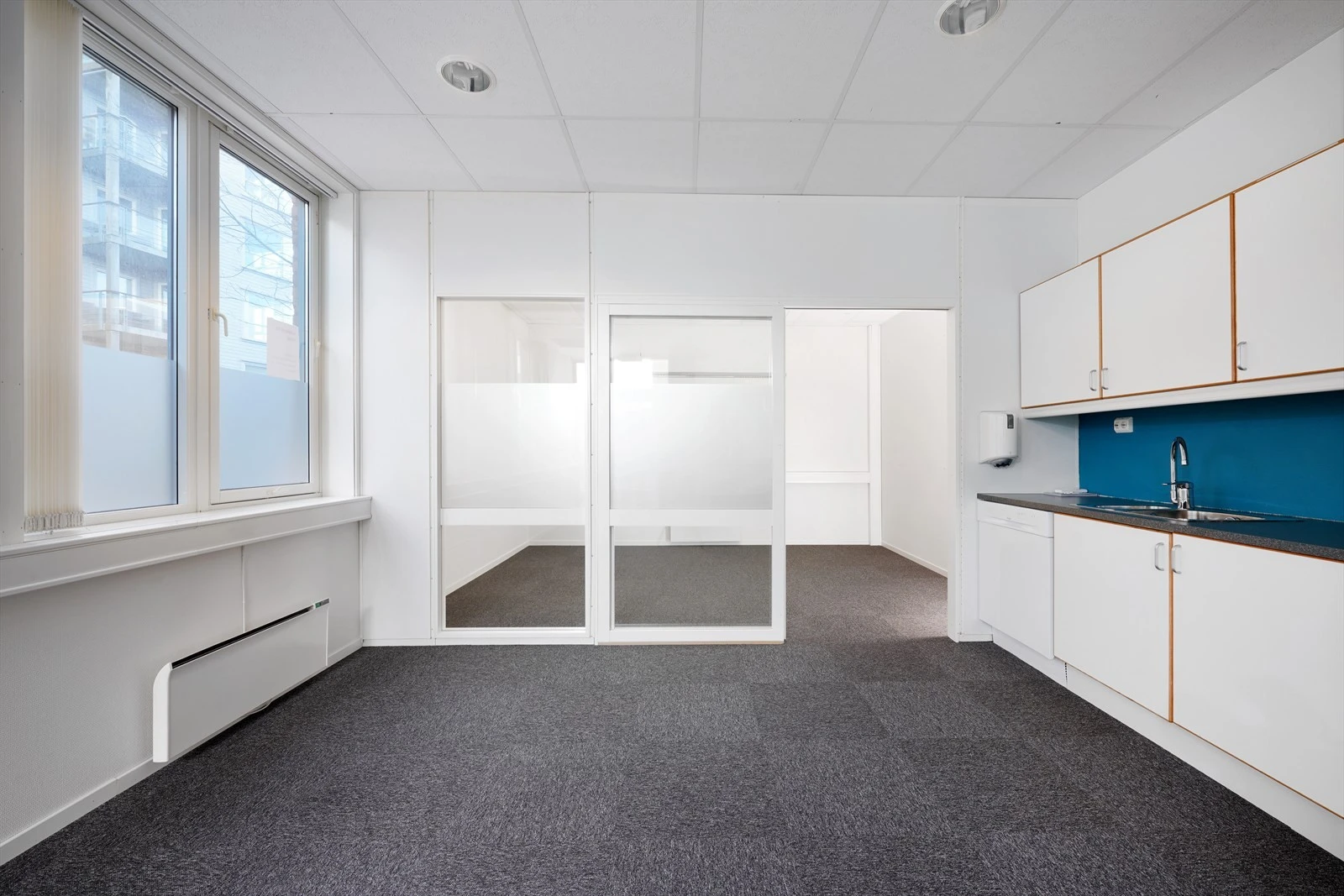 012_.jpg Galleribilde