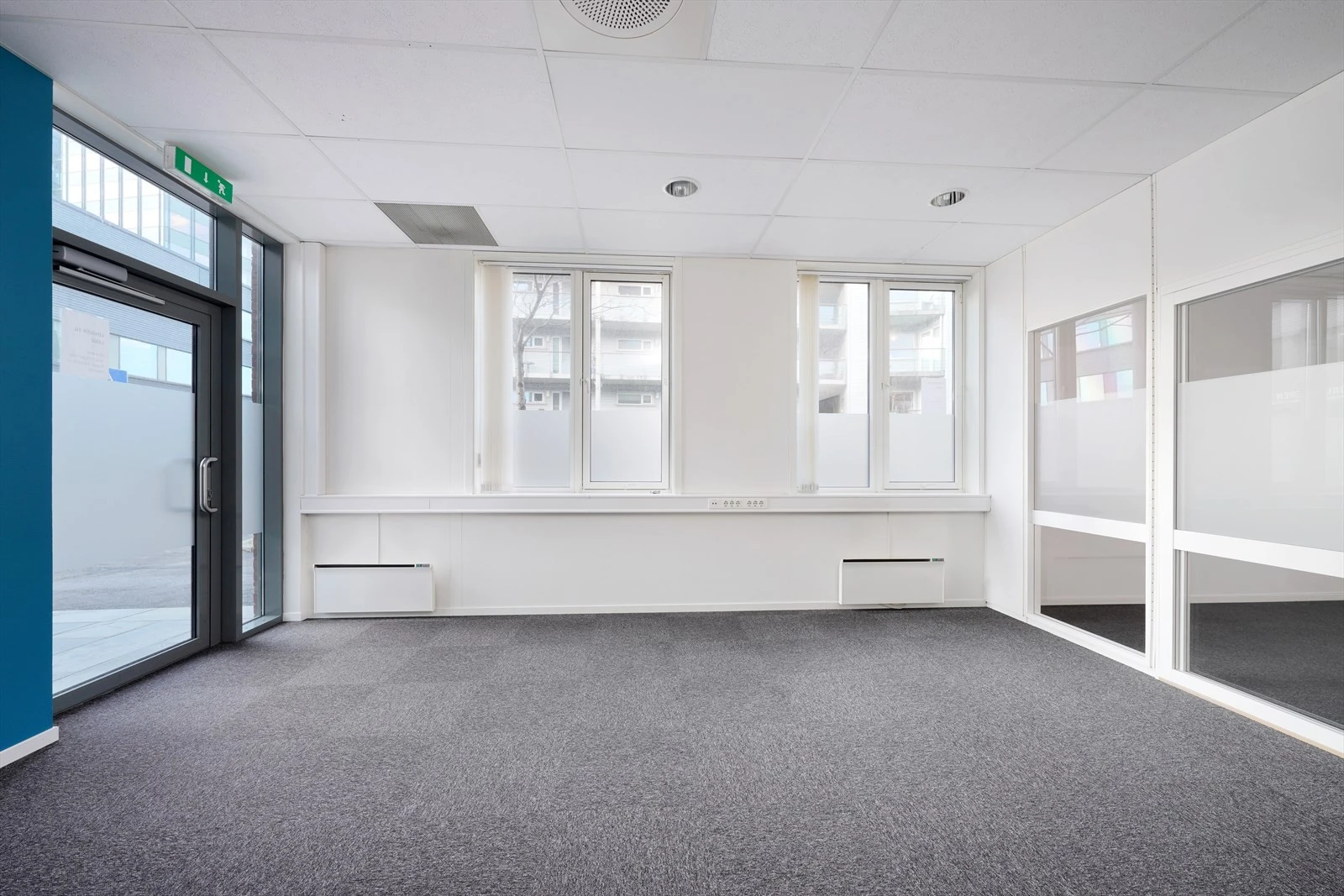 009_FCL08115.jpg Galleribilde