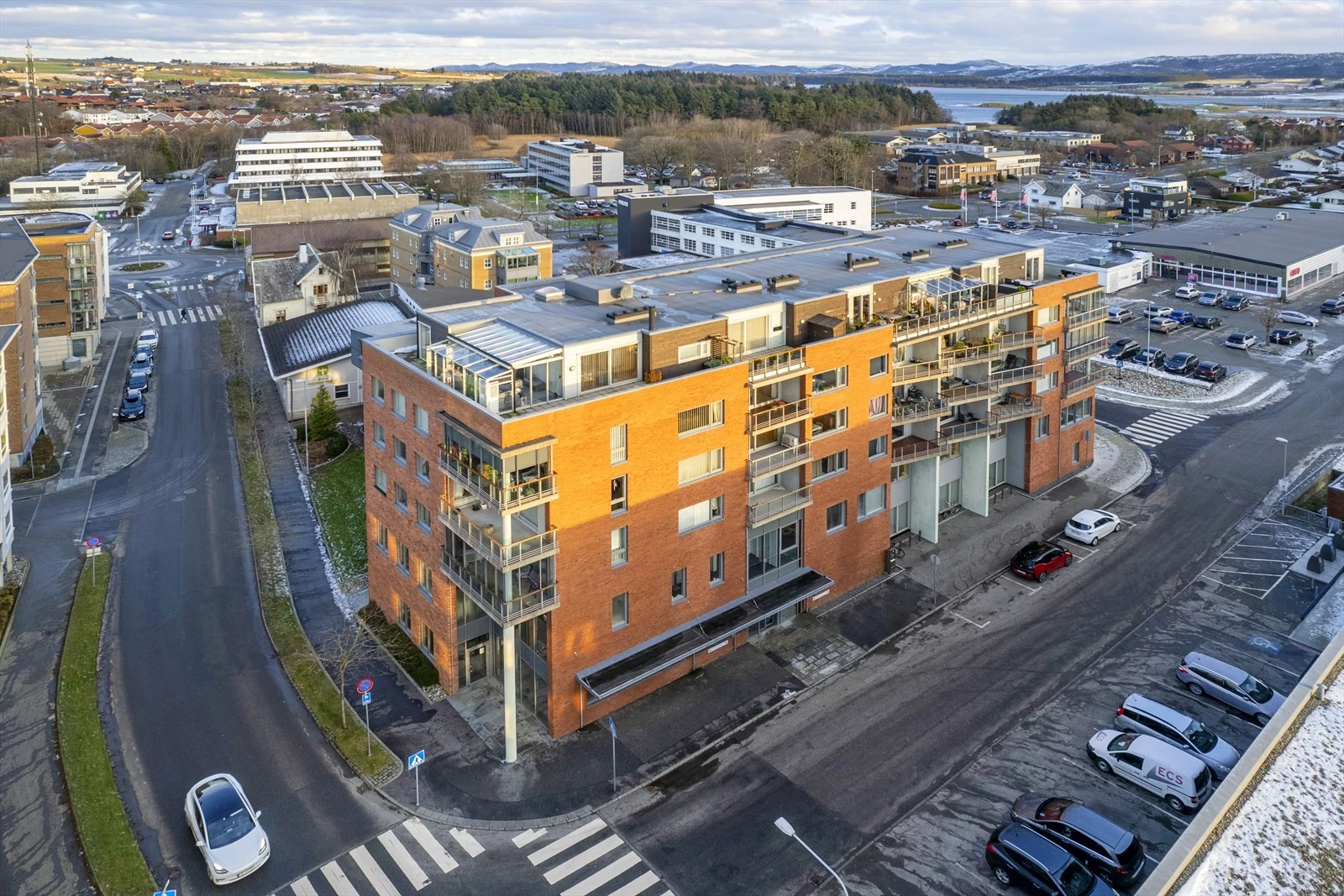 004_.jpg Galleribilde