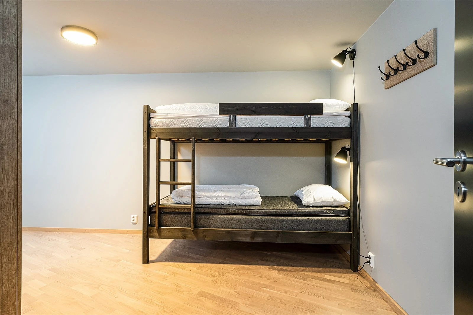 Leilighetens tredje soverom er også innredet med køyeseng. Galleribilde