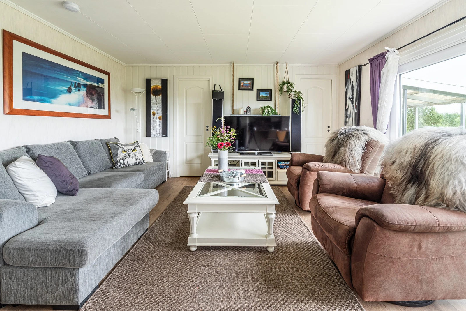 Stuen i hovedhytta Galleribilde