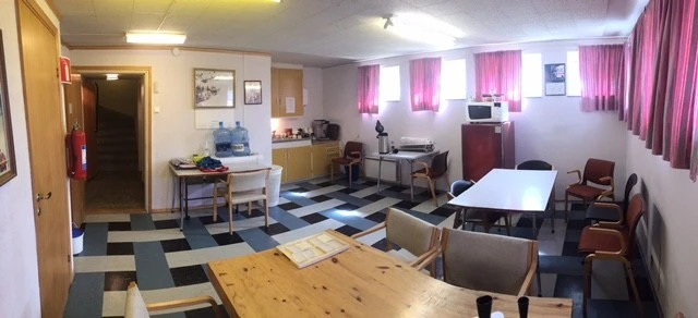 Lunsjrom i kjeller Galleribilde