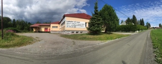 Innkjørsel nedenfra Galleribilde