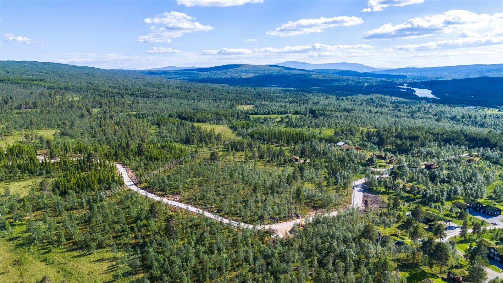 Strømkabel som krysser hyttefeltet skal legges i bakken. Galleribilde