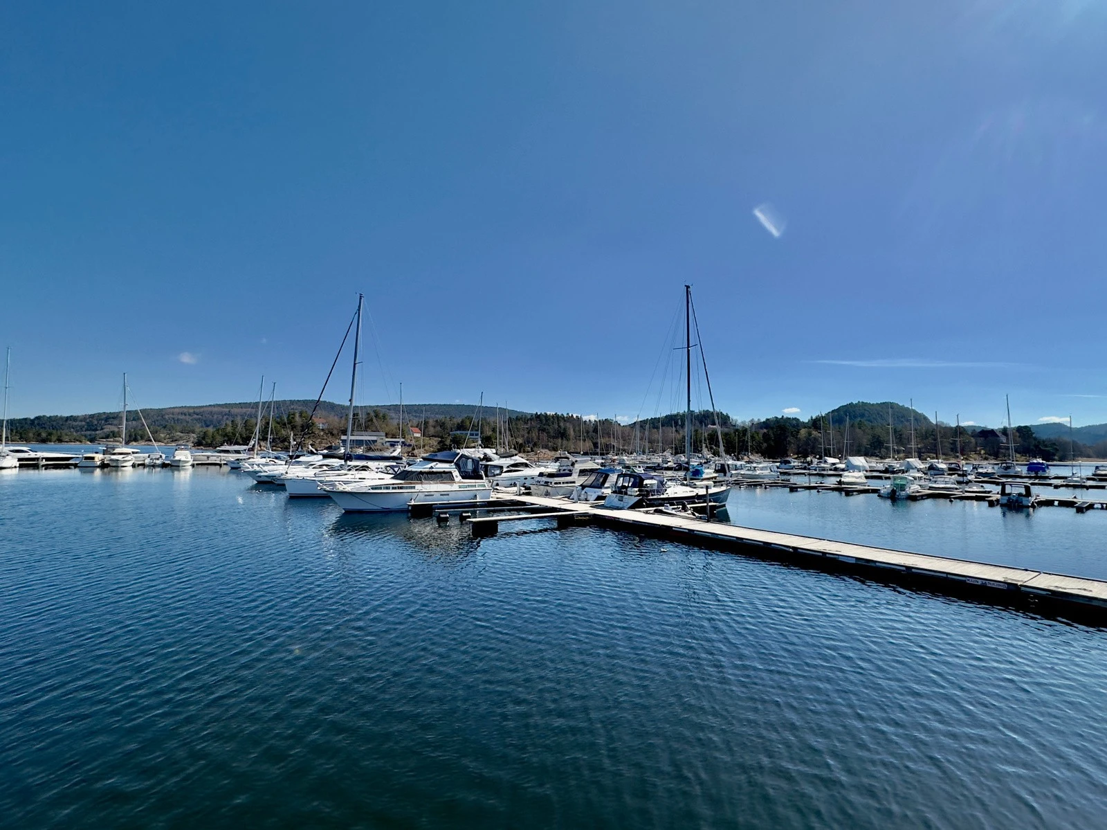 Mulighet for leie av båtplass i nærheten av tomten. Galleribilde