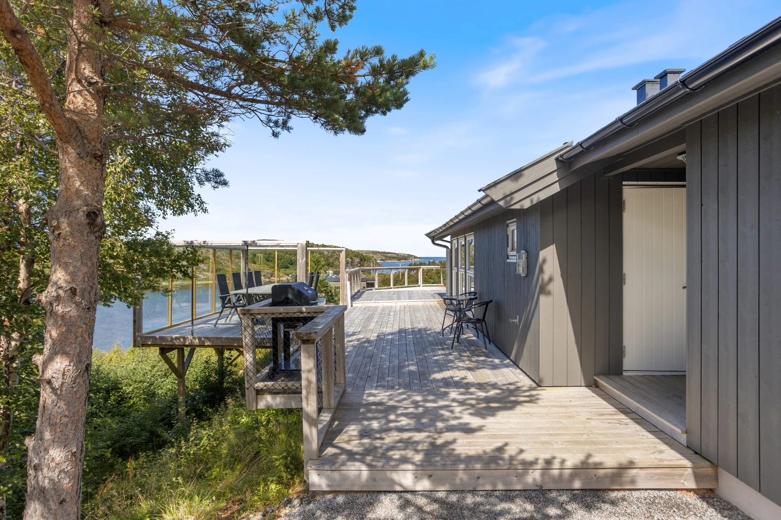 Inngangsparti tilknyttet terrassen Galleribilde