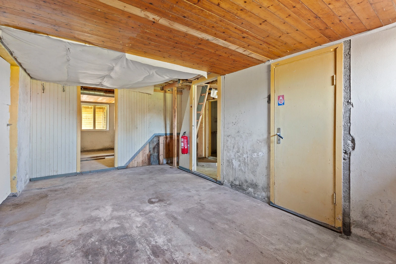 Kjellerrom Galleribilde