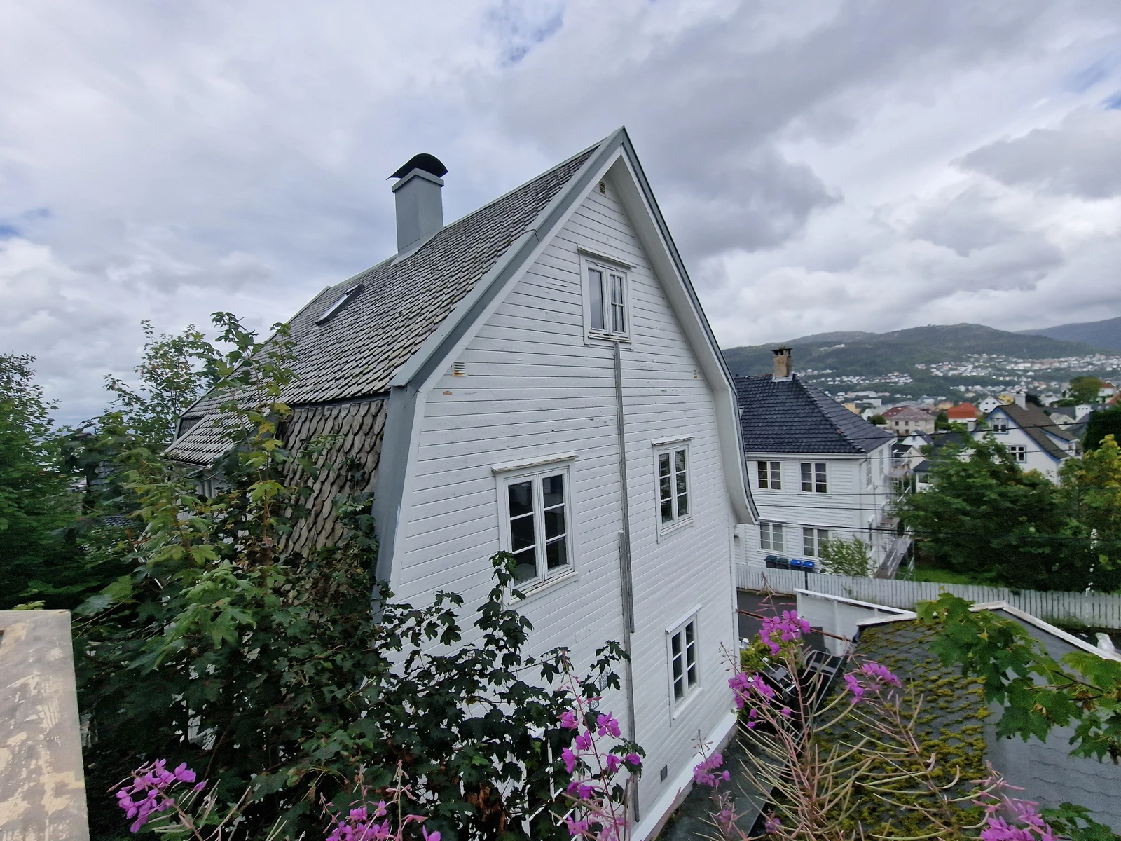 Baksiden av huset Galleribilde
