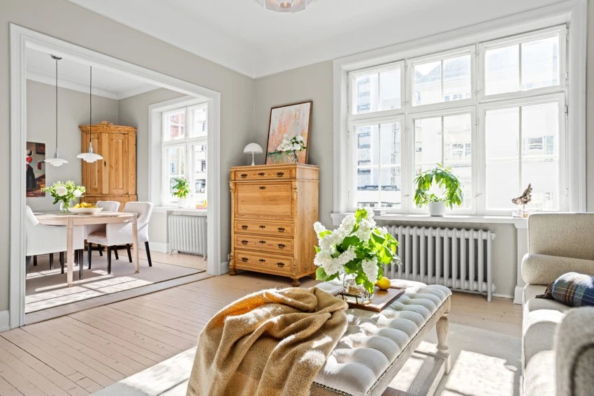 Dette er en lys og gjennomgående 3-roms med god standard. Galleribilde