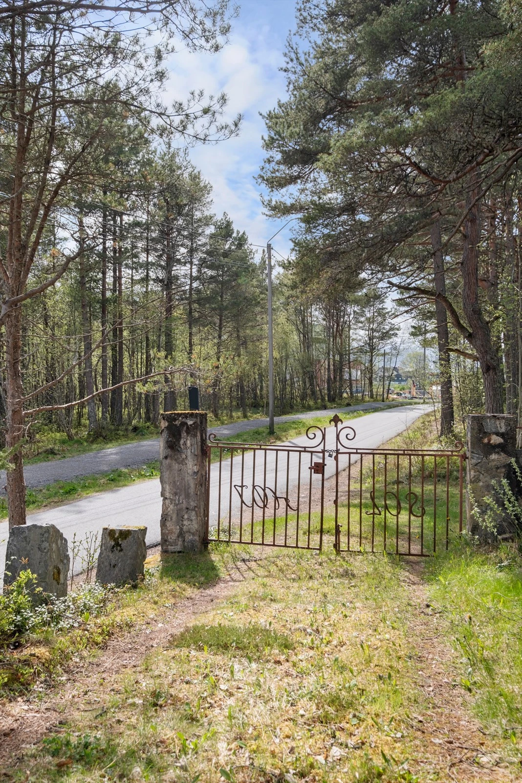 Velkommen til Vasstrandvegen 85 - Presentert av Notar v/Espen Johansen Galleribilde