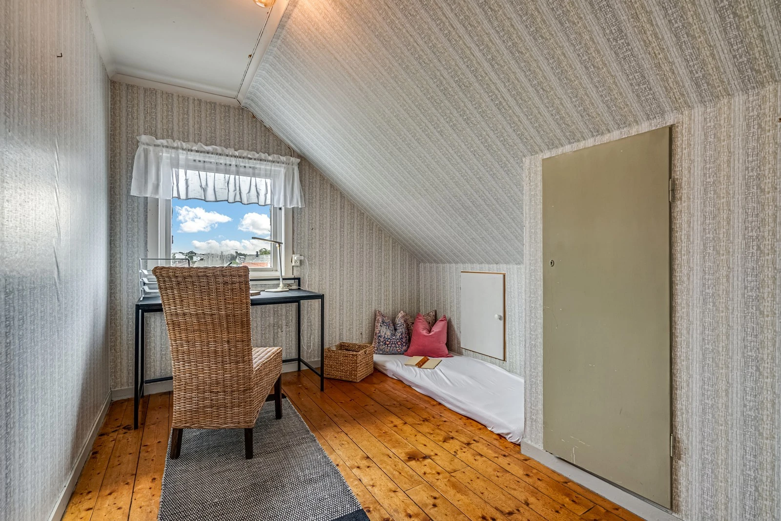 Loftsrom Galleribilde