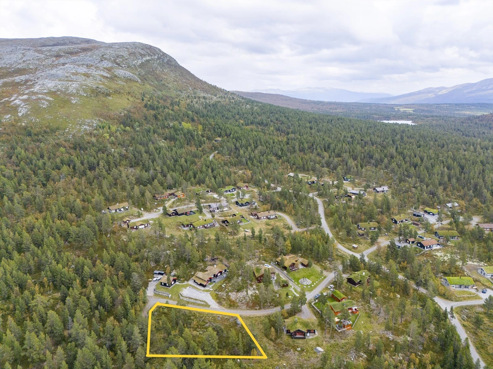 Lemonsjøvegen 8 - Byggeklar tomt fint beliggende i veletablert hyttefelt på Lemonsjøen. Galleribilde