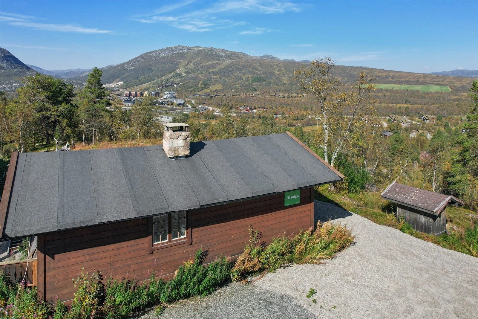 Hartevaslii 24 har flott utsikt og ettermiddags- kveldsol. Galleribilde