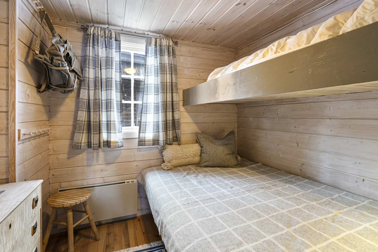 Soverom 2. Familiekøye. Galleribilde