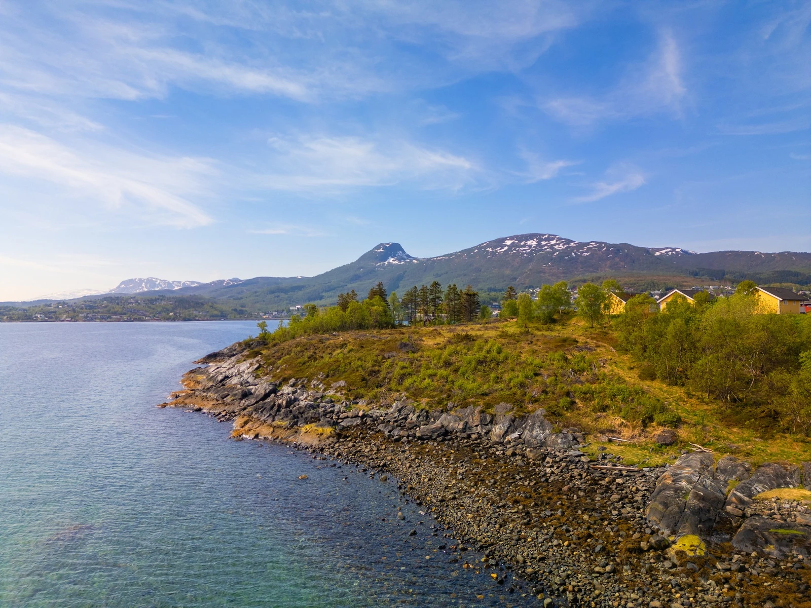 3 hytter ført opp i 1993 som er vinterisolert og i normal stand Galleribilde