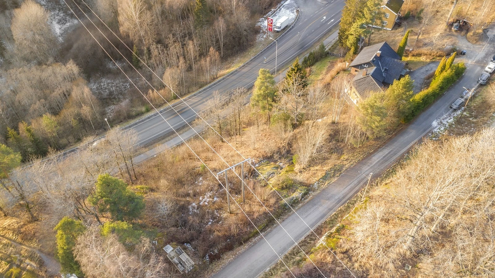 Attraktiv beliggenhet med nærhet til skoler og barnehager. Galleribilde