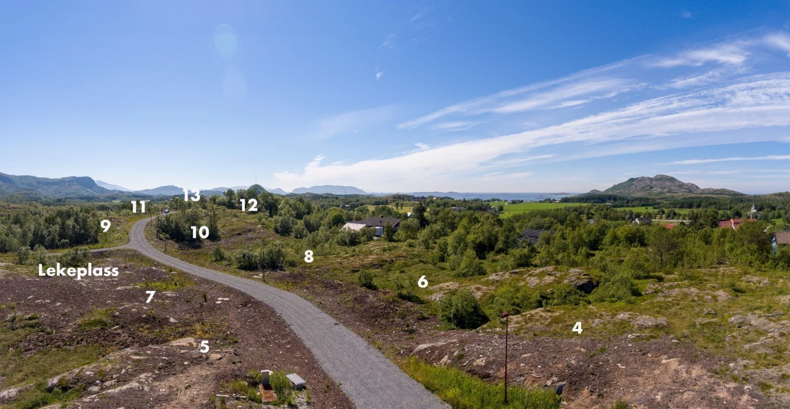 Sømna ligger i Nordland fylke og er geografisk sett like langt fra Lindesnes som fra Nordkapp Galleribilde